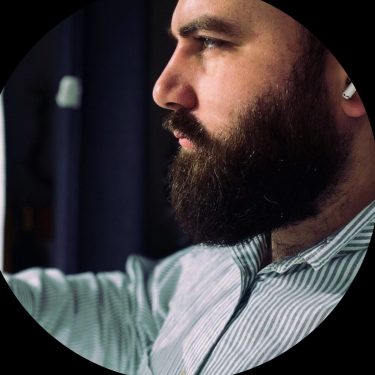 Steven Le Bolay, plombier a Lorient